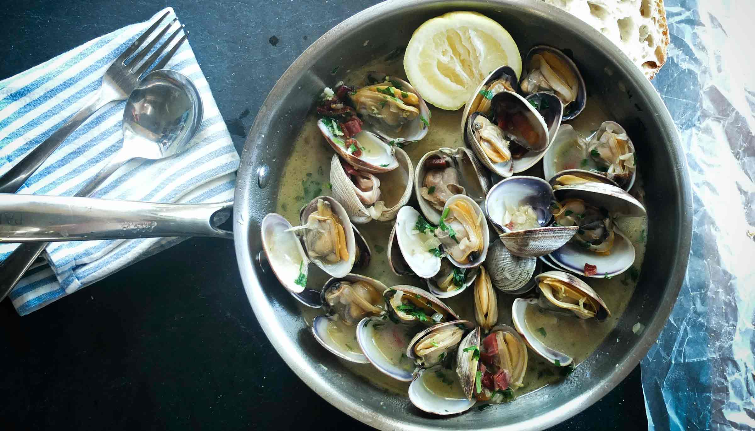 butter garlic steamed clams